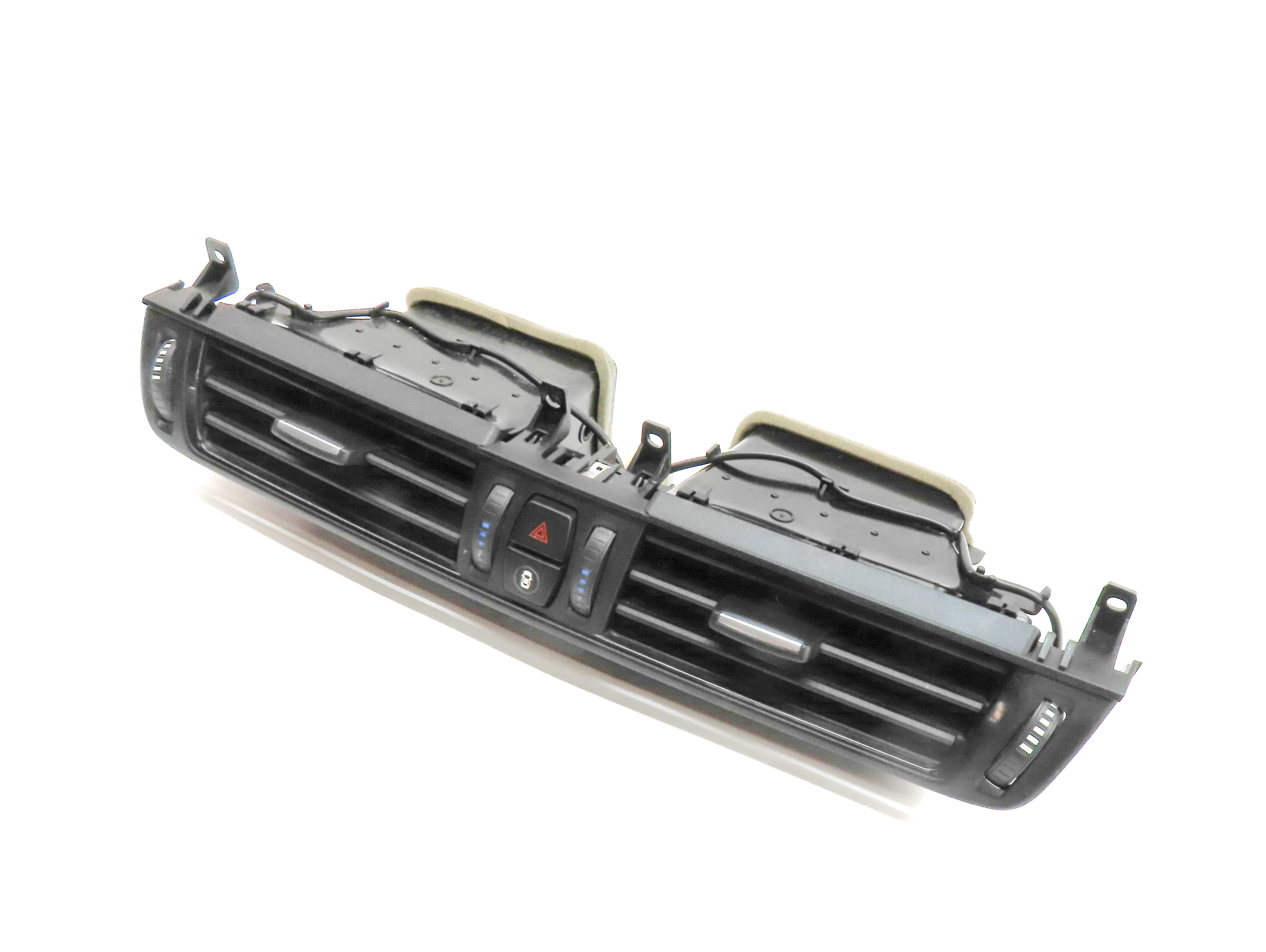 2015 BMW X5 (F15) FRONT CENTER DASH HEAT AIR AC HVAC DUAL VENT  — exact item pictured